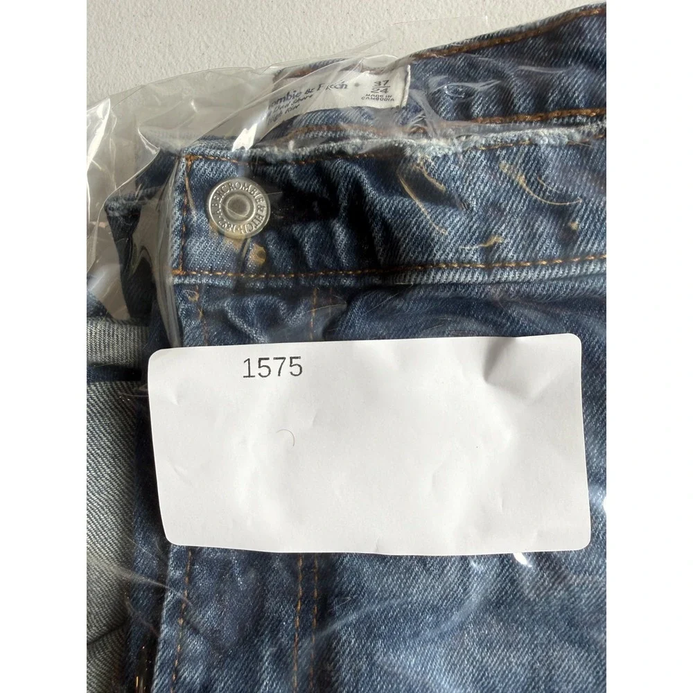 Abercrombie & Fitch The Dad Shorts Womens 24/37 Blue Denim Whiskering Raw Hem